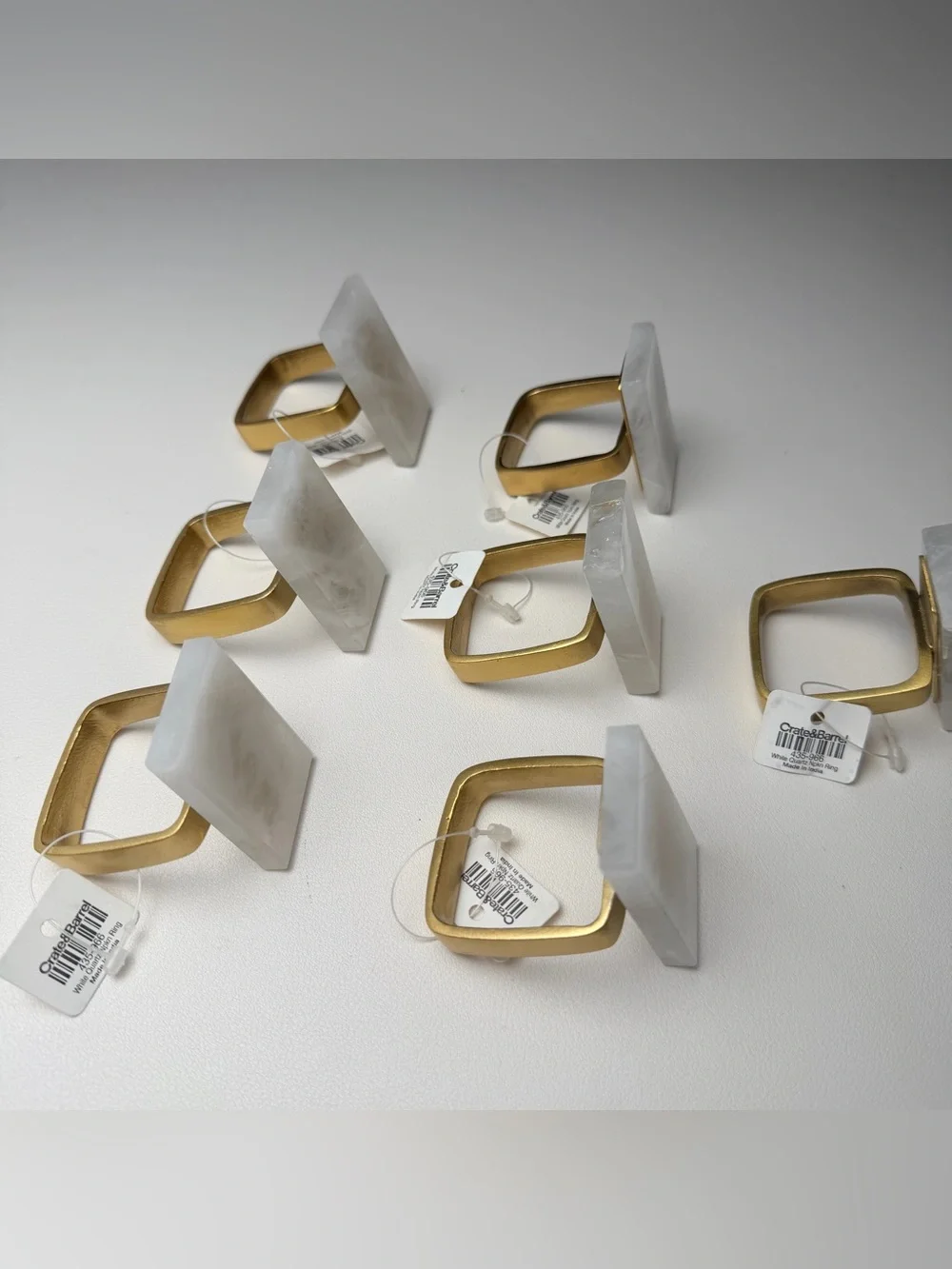 Crate & Barrel White Quartz Marble Gold Napkin Ring s 7pcs set Table Setting
